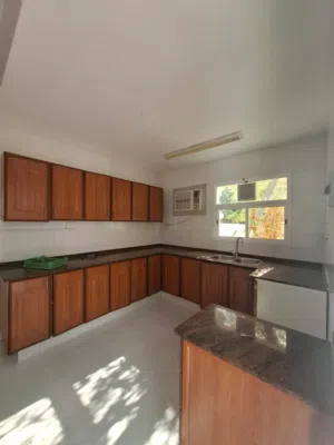 4 Bedrooms . Unfurnished . Yearly4