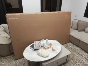 شاشة سامسونج 85 بوصة