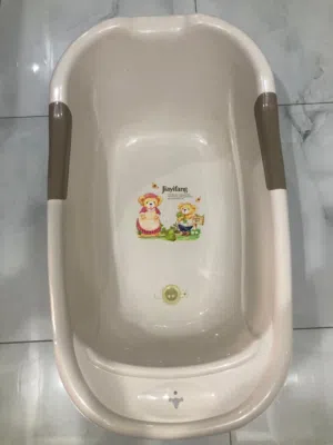 بانيو أطفال