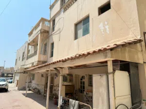 House & Land in Busaiteen near the airport, King Hamad's hospital, market & restaurants