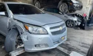 متوف جميع قطاع غيار حق فورد، ماليبو, دودج، شفر, طاهو,موستنق،كامري،اورين ,بورش، مب سكراب(spare parts)