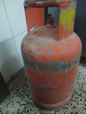 Gas cylinder