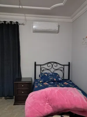 شقة مفروشة مكيفة بالكامل للإيجار