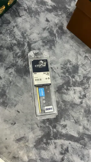 رام احترافي من شركه معروفه DDR5 8g