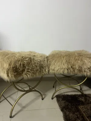 كرسيان ديكور فاخرة بلسمة فخامة