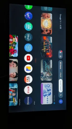 للبيع شاشات اثنين وحده شاومي والثانية سامسونك