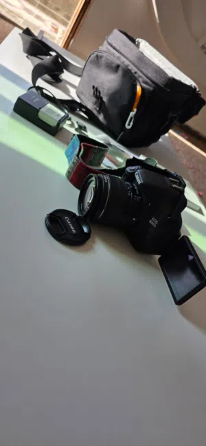 كاميره كانون 600d بلكرتونه بعدها