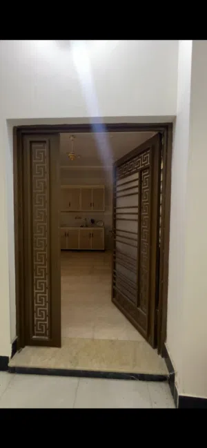 شقة أجار طابق اول
