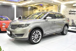 MKX 2.7 ECOBoost AWD ( 2016 Model ) in Beige Color GCC Specs