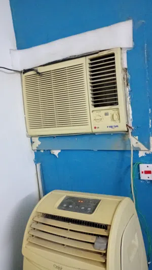 تكيفات للبيع