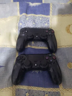 ايادي تحكم بلايستيشن 4