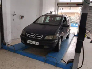 اوبل زفيرا يد اولى