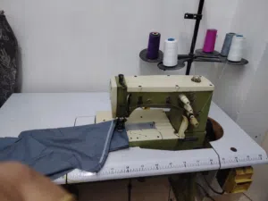 مكينة خياطة رشة ايطالي بحالة جيدة جدا