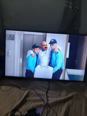 شاشه lG 48 بوصه led