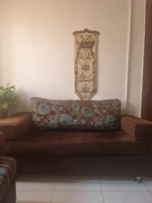 كنب كورنر مستعمل لون بني وتركوازي