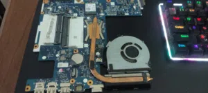 CPU INTEL core i3 مع البورد كامل  جيل سادس