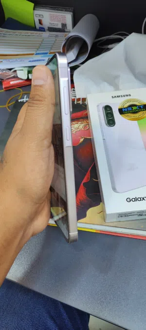 جهاز نقال سامسونج ايA 56