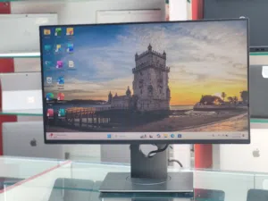 Dell monitors available 32 inch borderless 27 inch 25 inch 24 inch branded available in Saria Tech