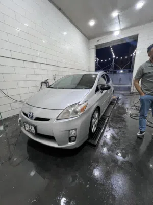Used Toyota Prius in Amman