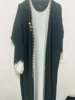 عباية خضراء