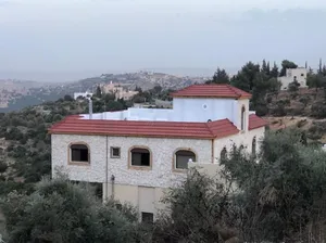 بيت بين احضان الطبية جبال السلط
