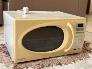 Kenwood Microwave For sale Clean condition