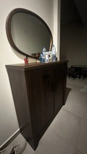 Large Shoe Cabinet with the mirror