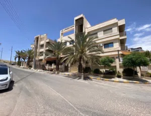 235 m2 More than 6 bedrooms Apartments for Sale in Amman Abdoun