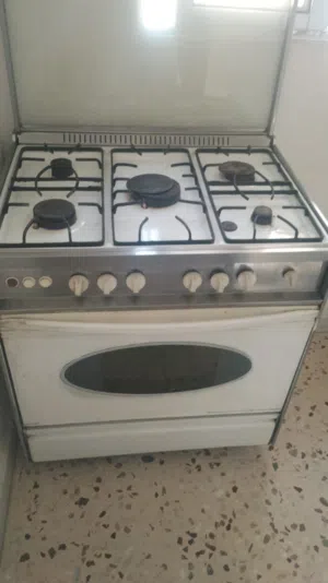 غاز للبيع شغال كامل ممتاز جدا