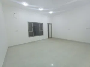 شقة حديثة ديلوكس للايجار في حي الرافدين مقابل الطويسة تؤجر للعوائل فقط موقع سكني مميز