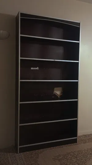 خزانة للبيع