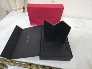 HUAWEI Mate XT ULTIMATE DESIGN - Look like new - 512GB - 16GB RAM - VIP WARRANTY 6 MONTHS REMAINING
