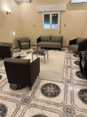 150 m2 2 Bedrooms Apartments for Rent in Benghazi Dubai Road