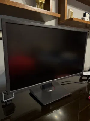 شاشة asus MG28uq gaming للبيع