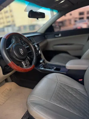 Used Kia Optima in Muscat