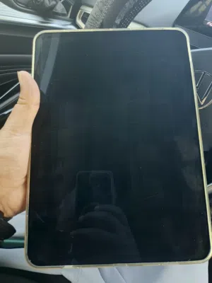 ايباد برو m4 شبه الوكالة معو كل اغراضو