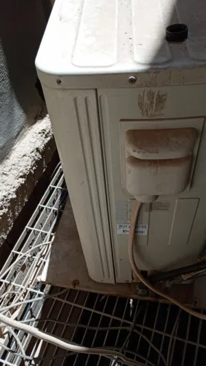 Other 2 - 2.4 Ton AC in Farwaniya