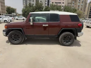تويوتا FJ 2008 للبيع فقط ولا يوجد حوادث