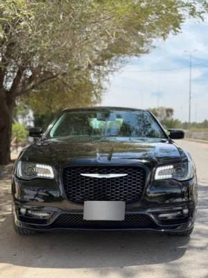 كرايسلر 300 2022