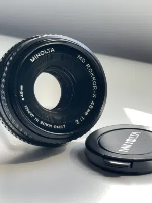 Minolta MD Rokkor-X 45mm f/2 (vintage lens)