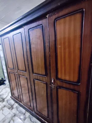 كنتور (خزانة ) ملابس وغيرها