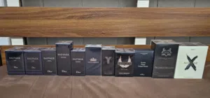 مجموعه عطور شخصيه اصليه متكونة من 11 قطعه متنوعه للبيع شرط الفحص والتاكد