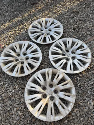 طاسات كامري 2012-2015 اصليات وكاله