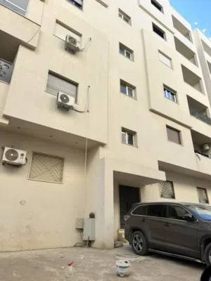 175 m2 4 Bedrooms Apartments for Sale in Tripoli Al-Sidra