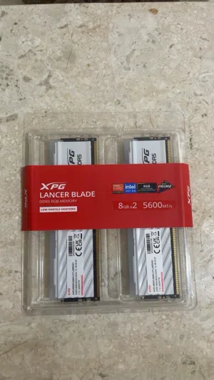 رامات DDR5 مساحة 8x8 قوتها 5600 قابل للتفاوض