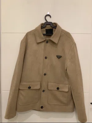 جاكيت prada وكالة