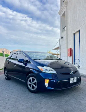 Toyota Prius Hybrid 2012 بحالة الوكالة