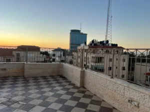 روف للبيع في الارسال قرب حديقة المنتزه الوطني