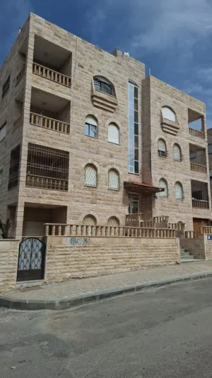 190 m2 3 Bedrooms Apartments for Sale in Amman Tabarboor