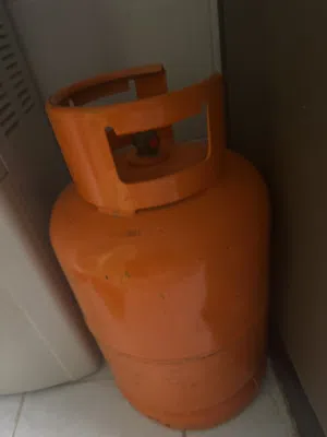 Cooking range and cylinder for sale